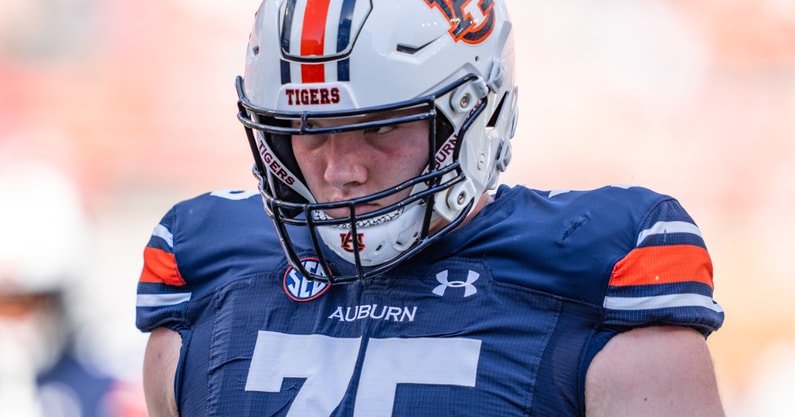 connor-lew-auburn-football