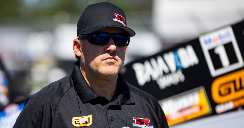 tony-stewart-tired-of-taking-the-blame-for-stewart-haas-racing-lack-of-success-in-recent-years