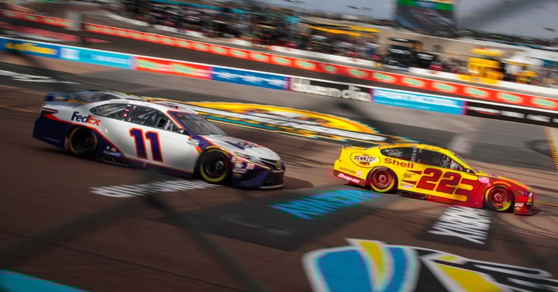 Denny Hamlin, Joey Logano