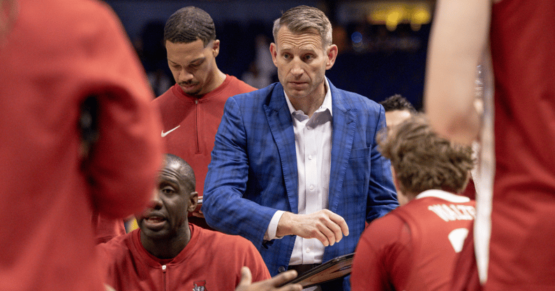 Alabama coach Nate Oats