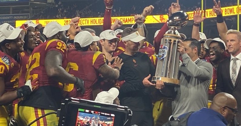 HOLIDAY BOWL