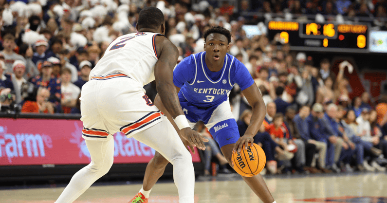 adou-thiero-stepping-up-kentucky-when-needs-him