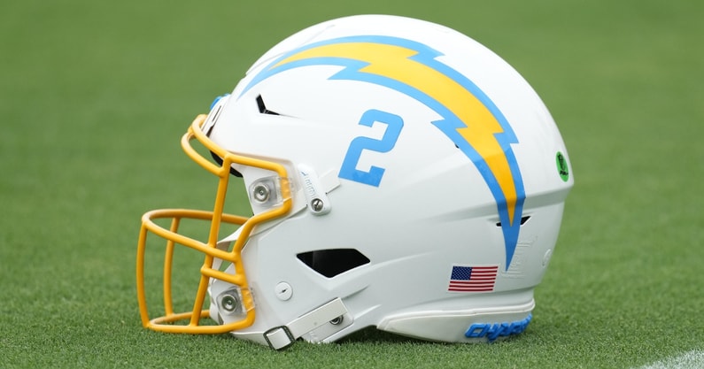 los-angeles-chargers-finalzing-deal-hiring-usc-kiel-mcdonald-running-backs-coach