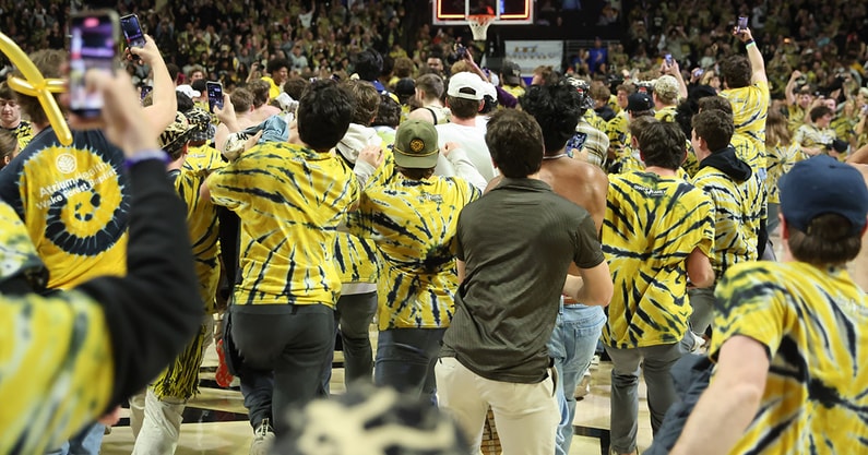 Wake Forest court-storming vs. Duke