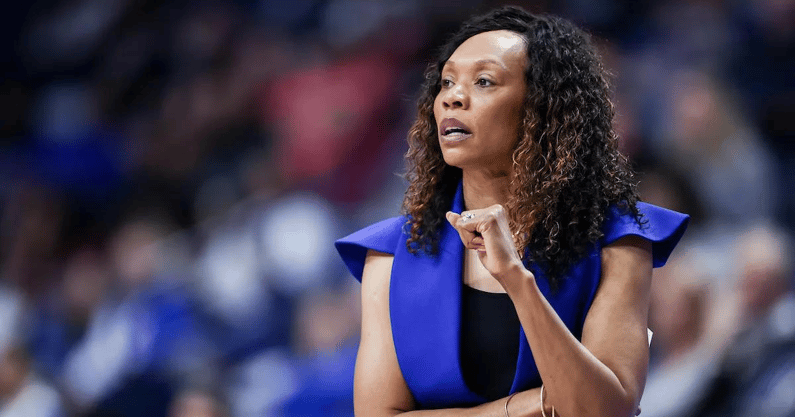 kyra-elzy-will-take-same-approach-to-practice-following-loss-to-south-carolina