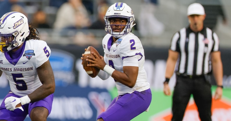 former-jmu-quarterback-jordan-mccloud-signs-texas-state-ncaa-transfer-portal