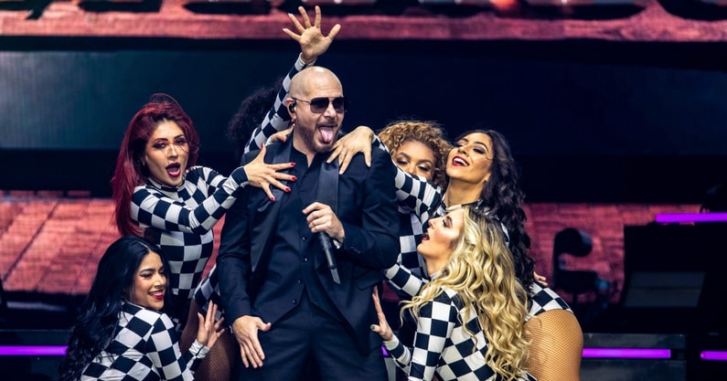 Daniel Suarez Pitbull concert