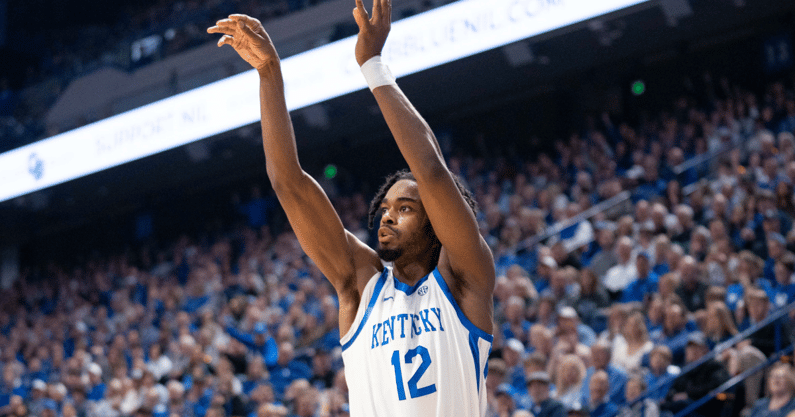 antonio-reeves-tabbed-finalist-jerry-west-award