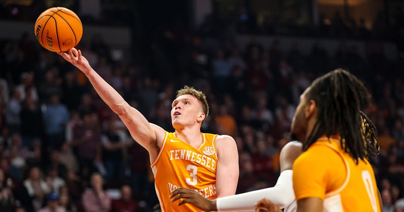Tennessee star Dalton Knecht