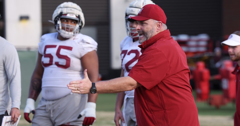 Alabama OL coach Chris Kapilovic