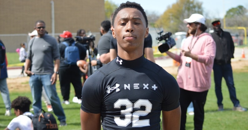 dallas-area-db-zay-gentry-has-two-programs-separating-themselves