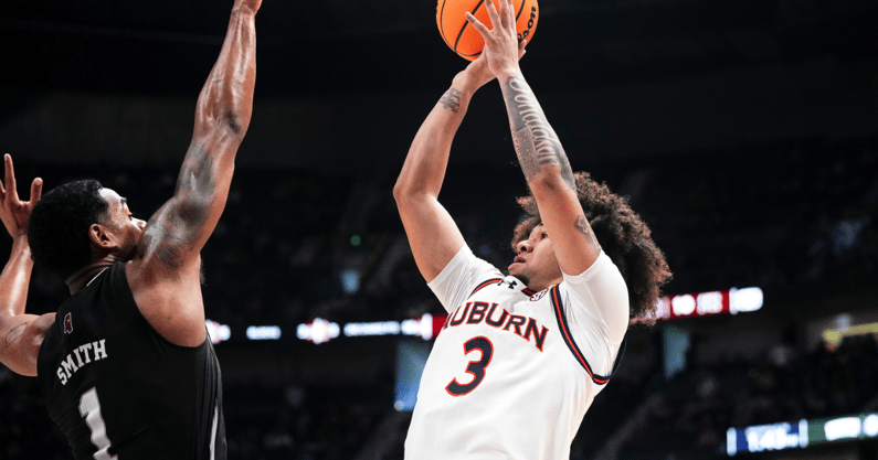 Tre Donaldson (Photo by Auburn Athletics)