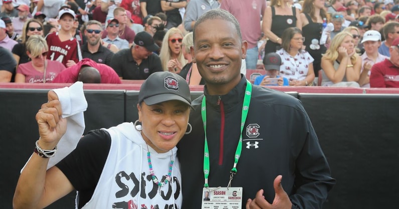 south carolina gamecocks basketball lamont paris and dawn staley