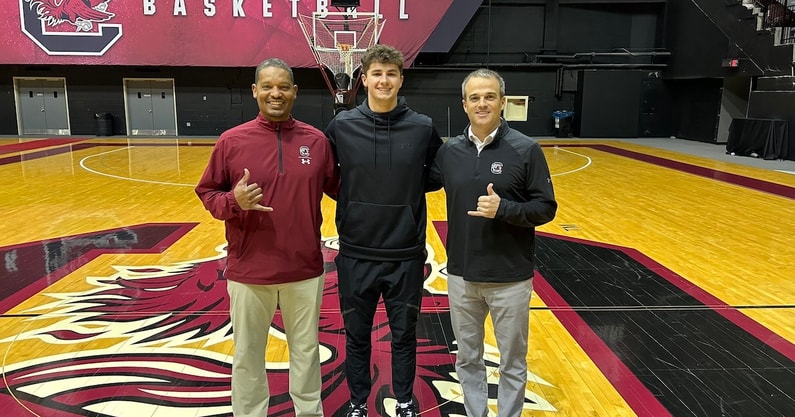 2025 South Carolina QB target Ryan Montgomery is pictured with Lamont Paris and Shane Beamer during a visit to Columbia (Photo Credit: Ryan Montgomery | X)