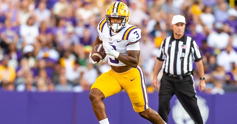 ole-miss-head-coach-lane-kiffin-gives-running-back-logan-diggs-injury-update