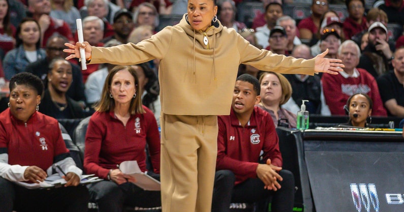 06-dawn-staley_53608480611_o-South-Carolina-vs-North-Carolina-Womens-Basketball-March-24-2024-Credit-Montez-Aiken-GamecockCentral