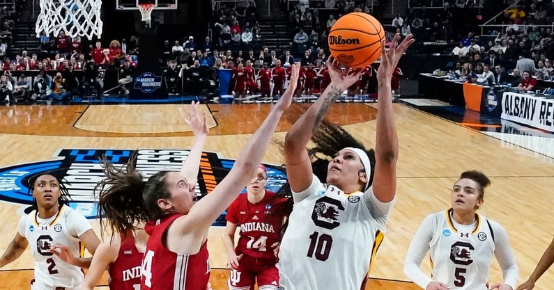 south carolina womens basketball kamilla cardoso