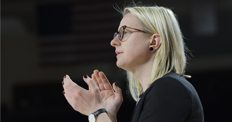 kenny-brooks-adds-radvile-autukaite-kentucky-wbb-staff-assistant-recruiting-coordinator