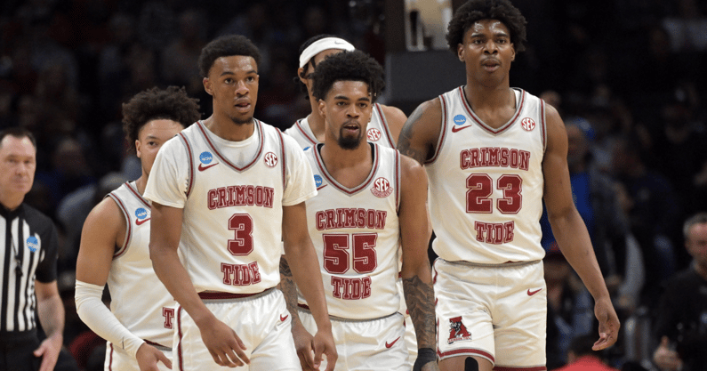 Alabama's Rylan Griffen, Aaron Estrada and Nick Pringle