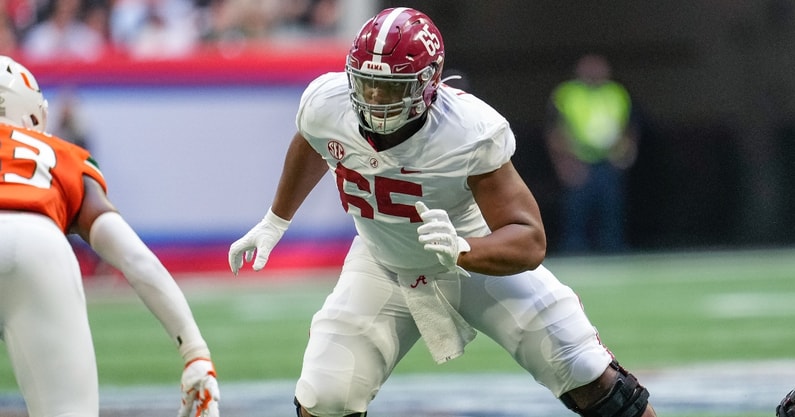 mel-kiper-projects-los-angeles-chargers-drafting-alabama-offensive-lineman-jc-latham