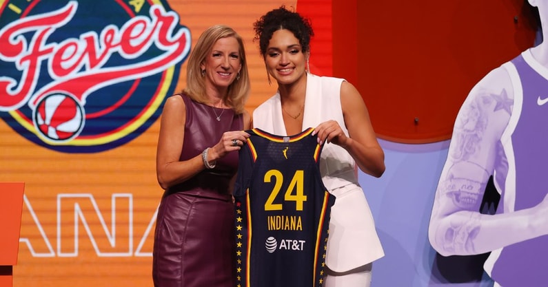 Celeste Taylor by Brad Penner-USA TODAY Sports