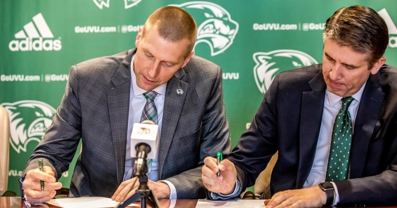 mark-pope-had-some-crazy-ideas-while-head-coach-at-utah-valley