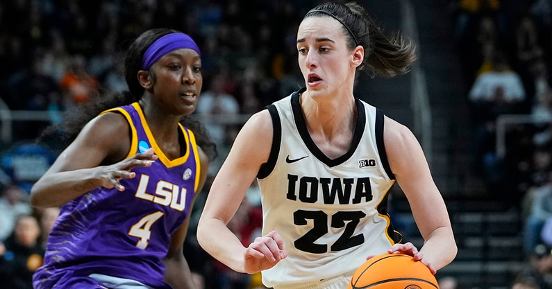 LSU guard Flau'jae Johnson guarding Caitlin Clark
