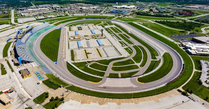 AdventHealth 400 Kansas