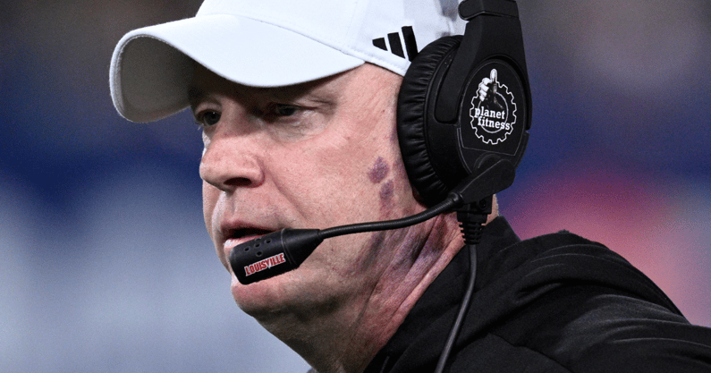Louisville HC Jeff Brohm