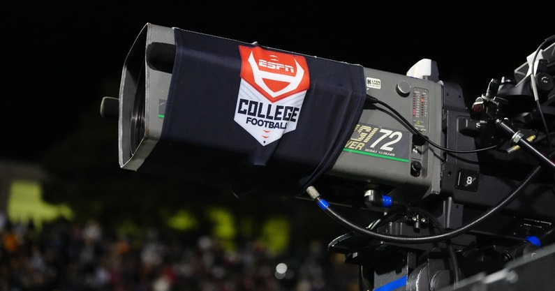 espn-announces-compelling-college-football-lineup-week-one-week-zero-games-dates-times