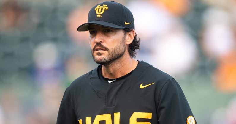 tony-vitello-shares-his-thoughts-after-tennessee-wins-2024-sec-baseball-tournament-championship