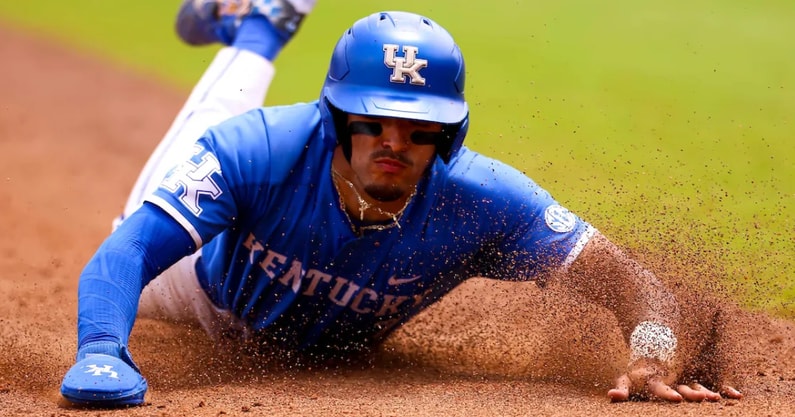 Kentucky-knocked-out-of-SEC-Tournament-South-Carolina