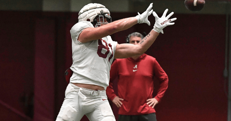 Alabama TE CJ Dippre