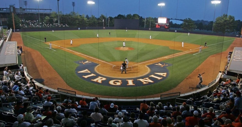 Davenport-Field-UVa-Baseball278_20924c11-5056-a36a-078e9c4a3d4fb586