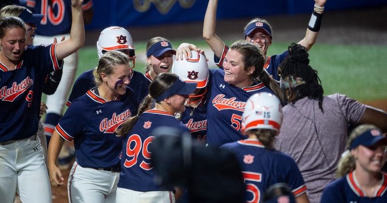Auburn Softball