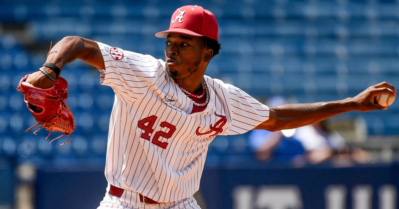 Alton Davis, Alabama Crimson Tide pitcher