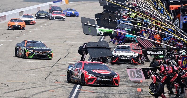 USA Today 301 paint schemes