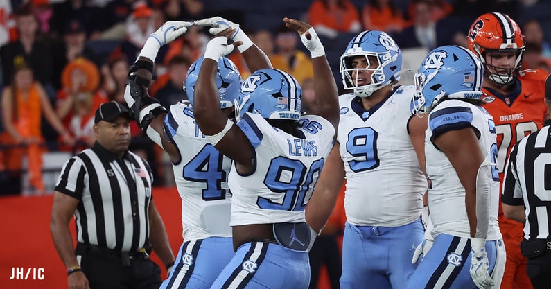 Tyler Thompson, Xavier Lewis and Melkart Abou-Jaoude during UNC's win over Syracuse.