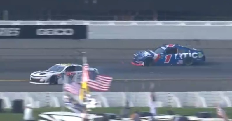 Shane van Gisbergen Sam Mayer
