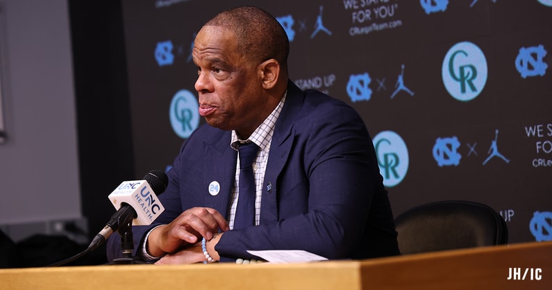 Hubert Davis pushes back on the belief that UNC had a hangover from Duke  win in Miami loss - On3