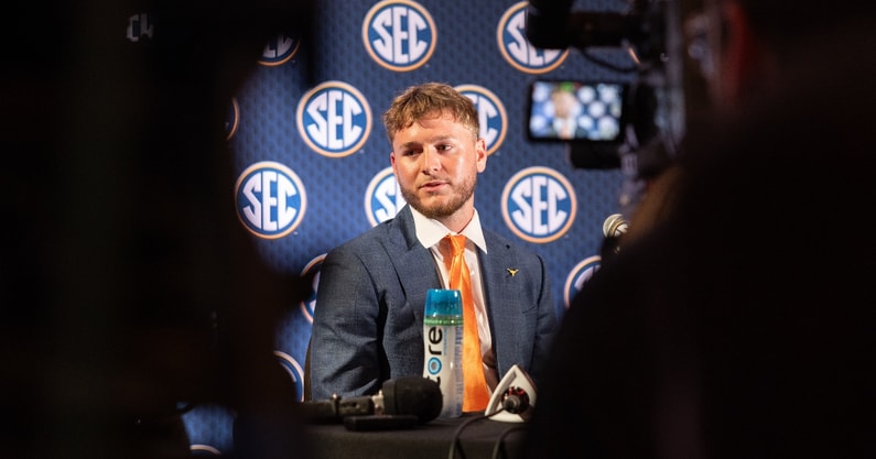 texas-quarterback-quinn-ewers-addresses-portrayal-being-on-cover-ea-sports-college-football-25-video-game