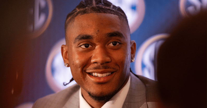 Arkansas QB Taylen Green