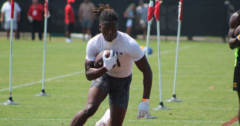 South Carolina RB target Carsyn Baker works out at camp (Photo: Mick Walker | Lettermen Row)