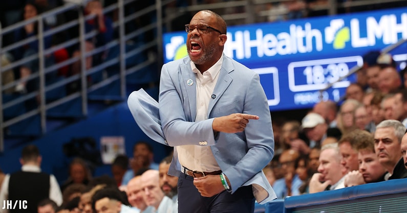 0C1A0071-hubert davis