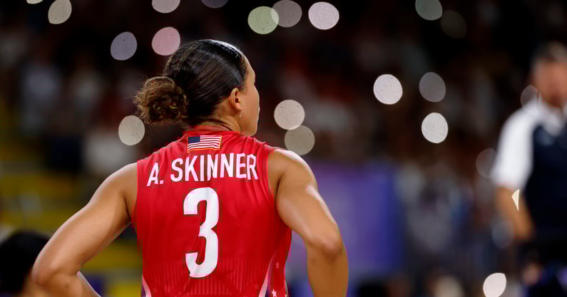 Olympics: Volleyball-Women Pool A - USA-SRB