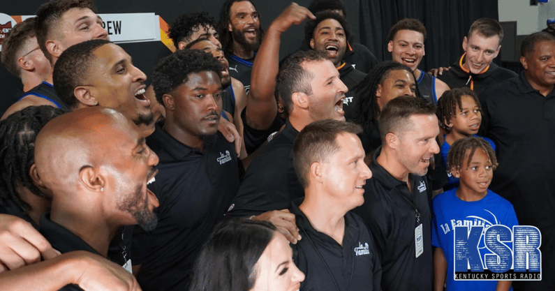 Photo of La Familia by Daniel Hager | Kentucky Sports Radio