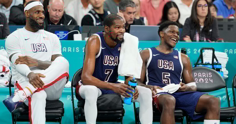 Olympics: Basketball-Men Group C - PUR-USA