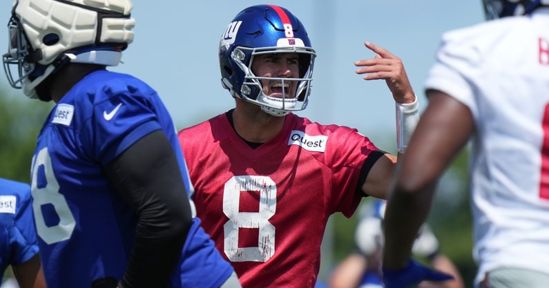 quarterback-daniel-jones-general-manager-joe-schoen-involved-new-york-giants-detroit-lions-training-camp-fight