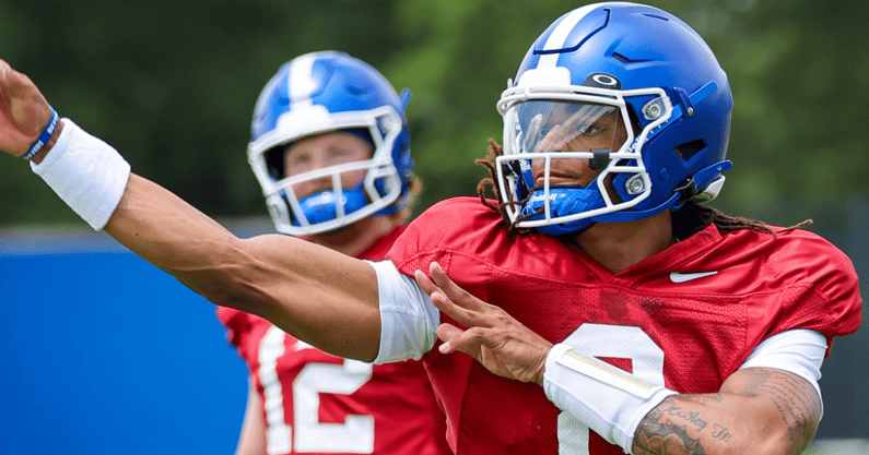 Kentucky QBs Gavin Wimsatt, Brock Vandagriff