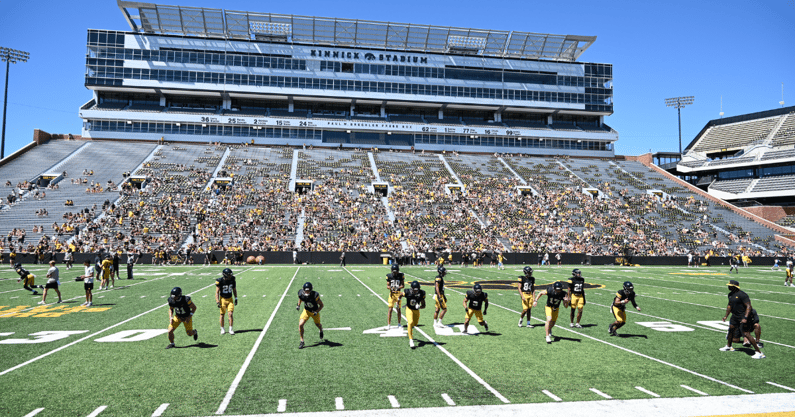 Iowa football(2)